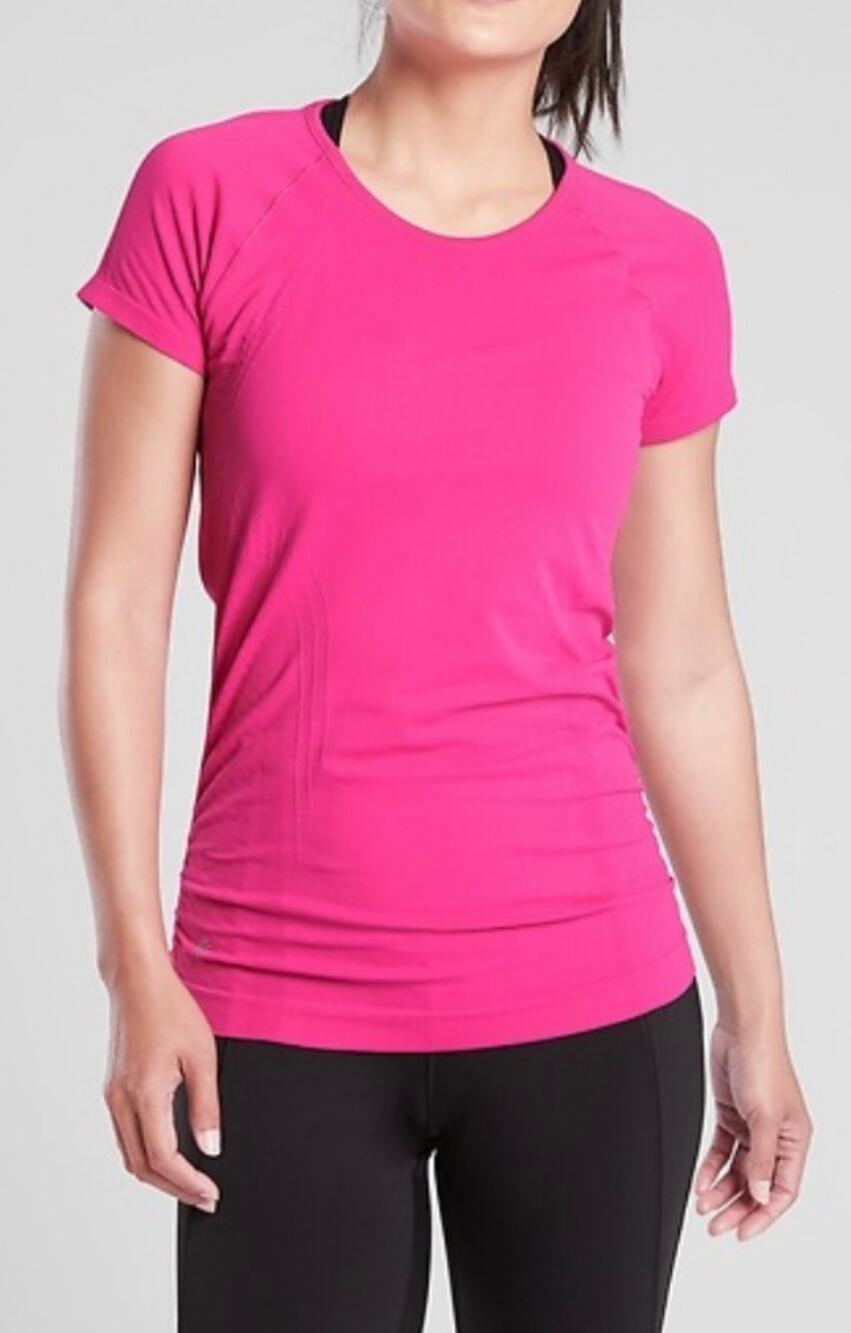 Athleta Momentum Seamless Tee-Shirt Short Sleeve Dark Pink Size M